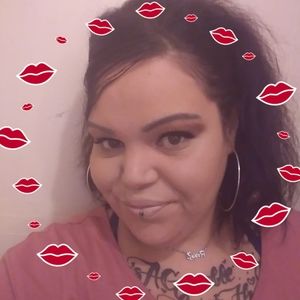 Meet your Posher, Cassandra